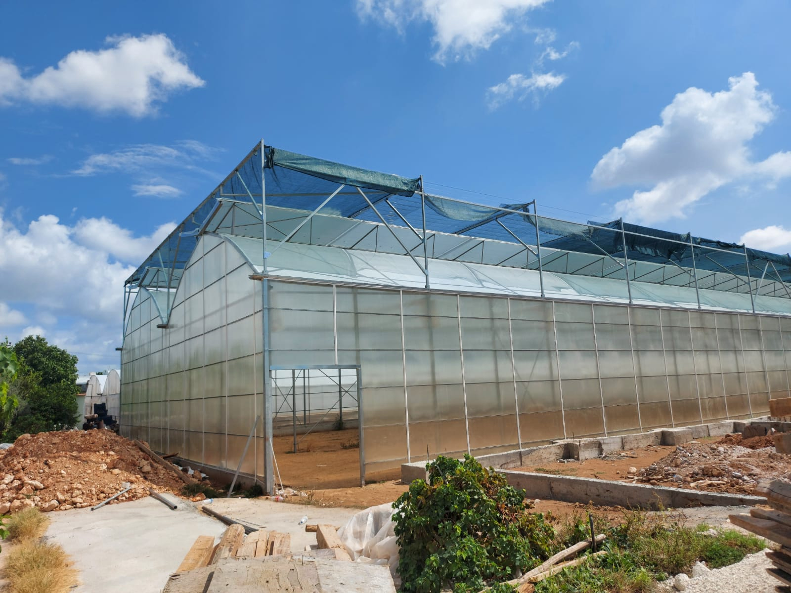 EXTERNAL CURTAIN GREENHOUSE INSTALLATION