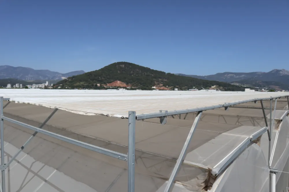 External Curtain System